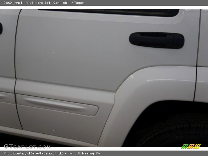 Stone White / Taupe 2002 Jeep Liberty Limited 4x4