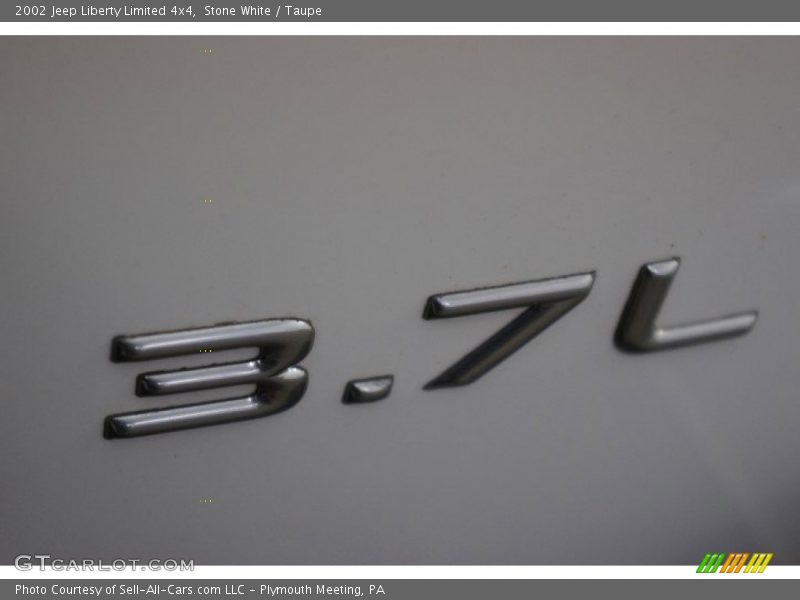 Stone White / Taupe 2002 Jeep Liberty Limited 4x4