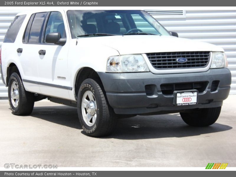 Oxford White / Graphite 2005 Ford Explorer XLS 4x4