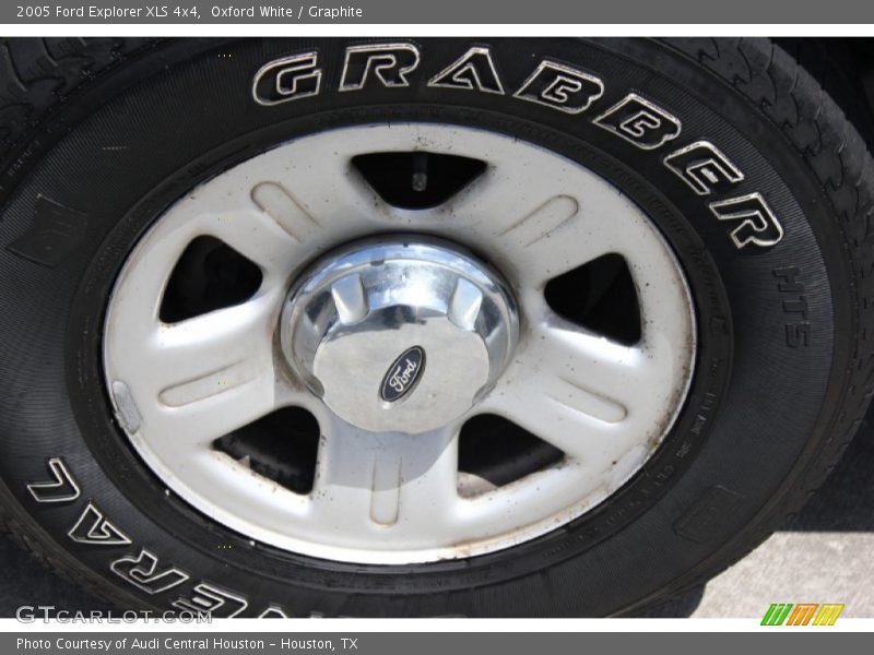 Oxford White / Graphite 2005 Ford Explorer XLS 4x4