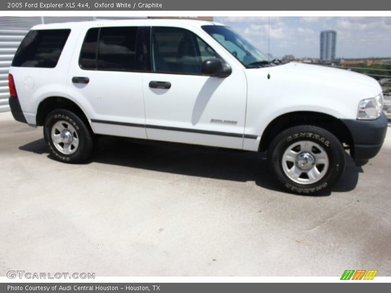  2005 Explorer XLS 4x4 Oxford White