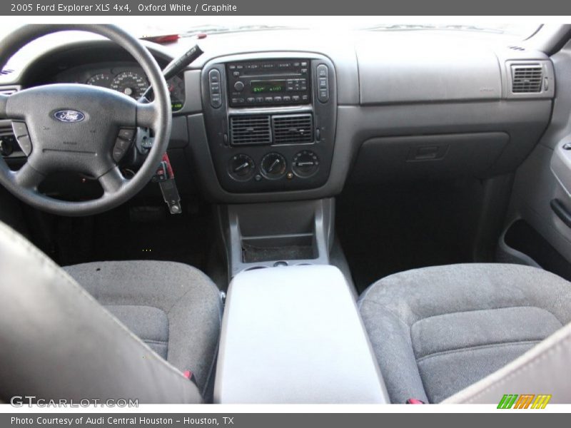 Oxford White / Graphite 2005 Ford Explorer XLS 4x4