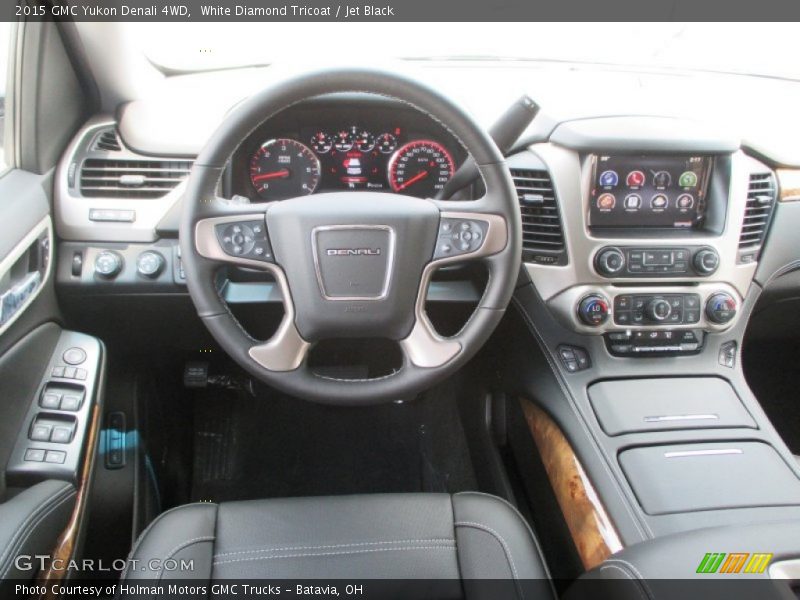 White Diamond Tricoat / Jet Black 2015 GMC Yukon Denali 4WD