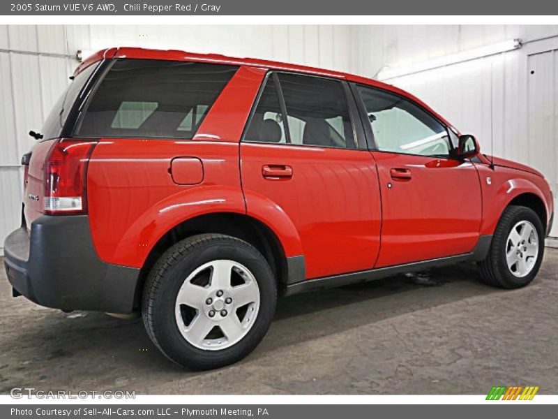 Chili Pepper Red / Gray 2005 Saturn VUE V6 AWD