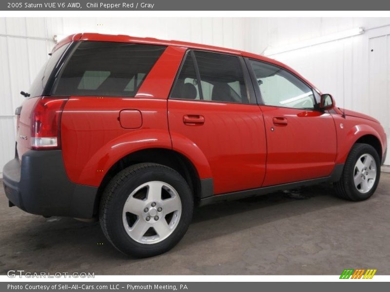 Chili Pepper Red / Gray 2005 Saturn VUE V6 AWD