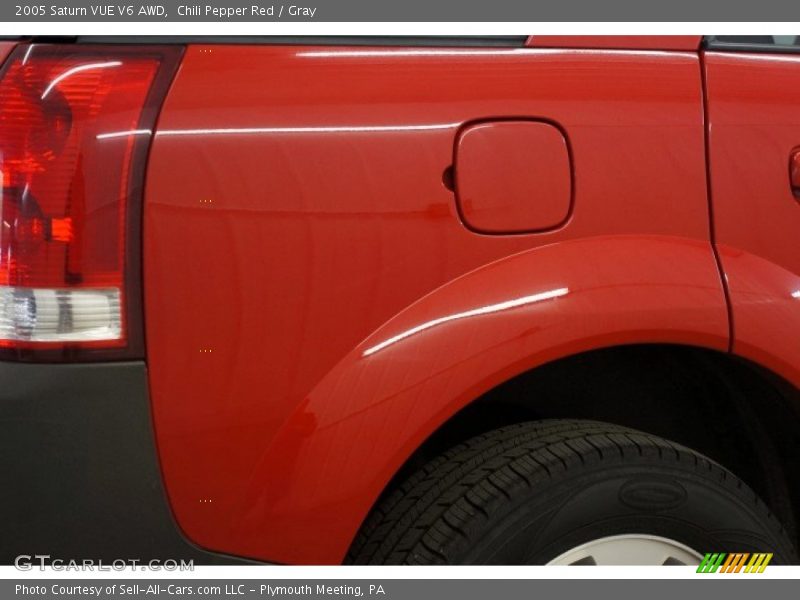 Chili Pepper Red / Gray 2005 Saturn VUE V6 AWD