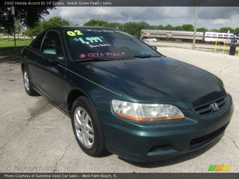 Front 3/4 View of 2002 Accord EX V6 Coupe