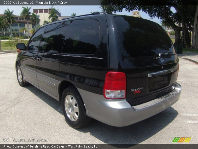 Midnight Black / Gray 2002 Kia Sedona LX