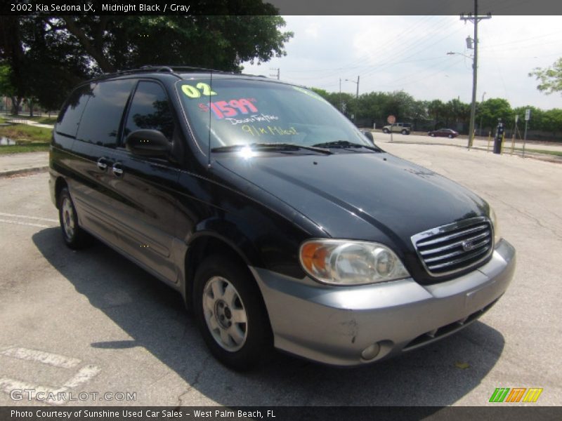 Midnight Black / Gray 2002 Kia Sedona LX