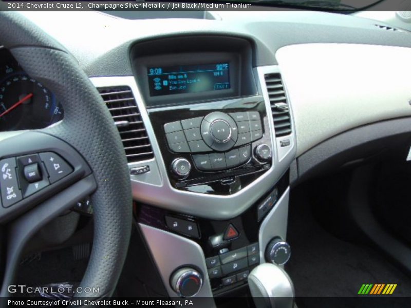 Champagne Silver Metallic / Jet Black/Medium Titanium 2014 Chevrolet Cruze LS