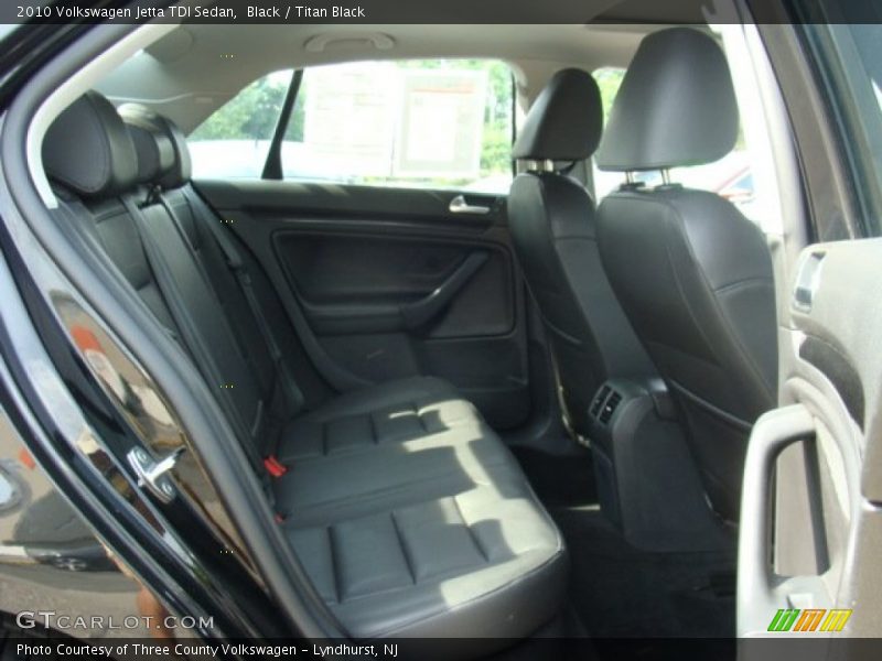 Black / Titan Black 2010 Volkswagen Jetta TDI Sedan