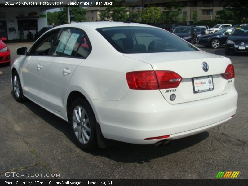 Candy White / Titan Black 2012 Volkswagen Jetta SE Sedan