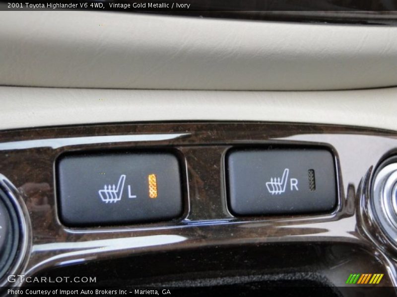 Vintage Gold Metallic / Ivory 2001 Toyota Highlander V6 4WD