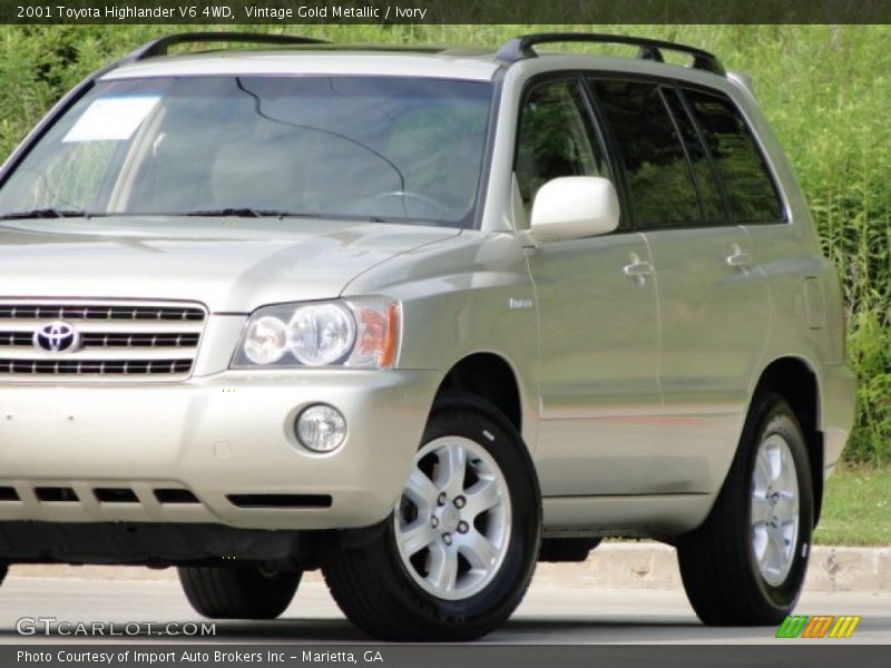 Vintage Gold Metallic / Ivory 2001 Toyota Highlander V6 4WD