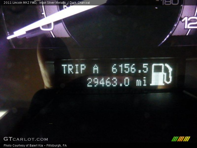 Ingot Silver Metallic / Dark Charcoal 2011 Lincoln MKZ FWD