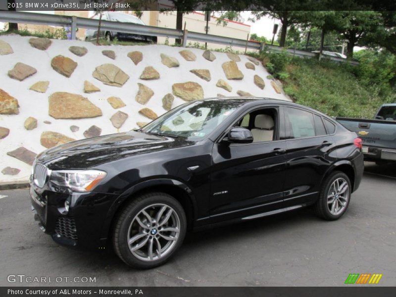 Front 3/4 View of 2015 X4 xDrive35i