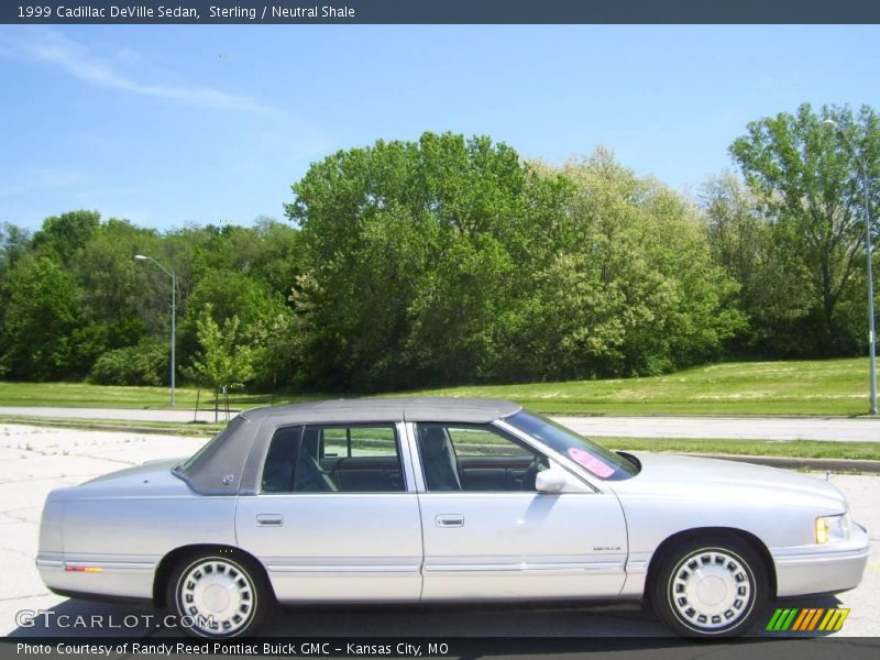 Sterling / Neutral Shale 1999 Cadillac DeVille Sedan