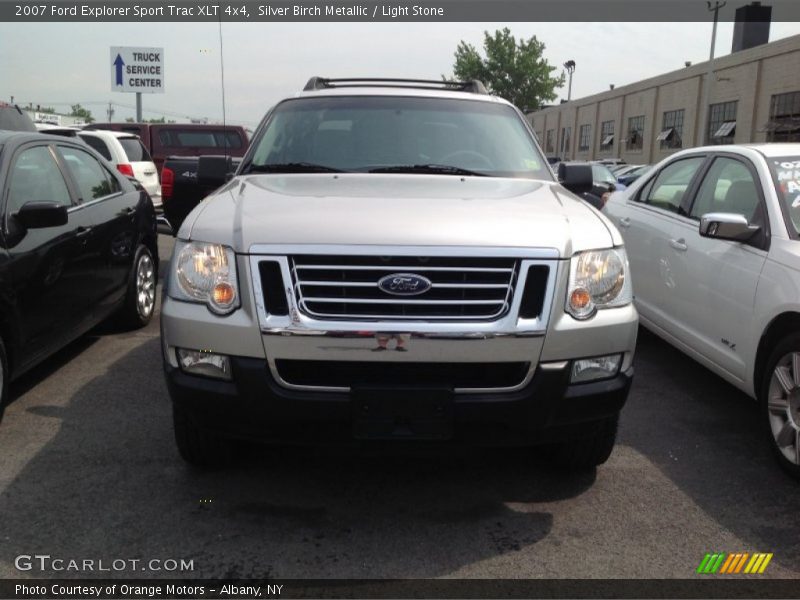 Silver Birch Metallic / Light Stone 2007 Ford Explorer Sport Trac XLT 4x4