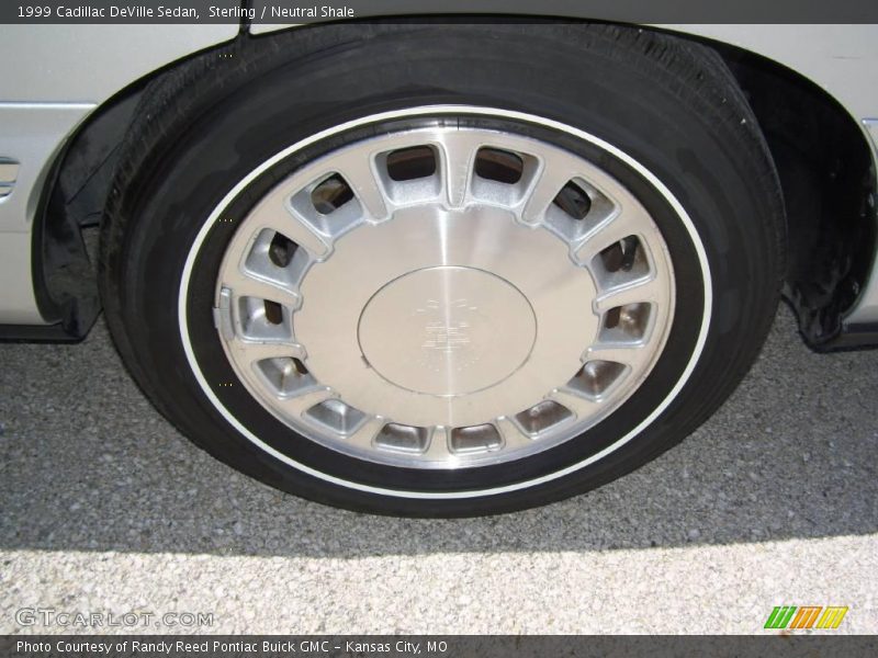 Sterling / Neutral Shale 1999 Cadillac DeVille Sedan