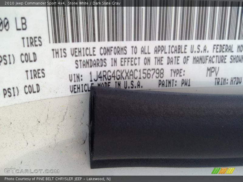 Stone White / Dark Slate Gray 2010 Jeep Commander Sport 4x4