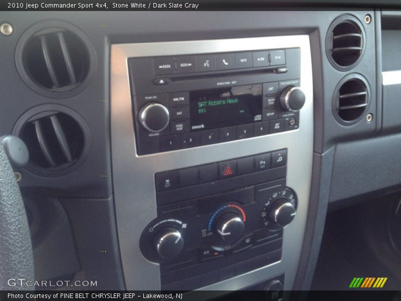 Stone White / Dark Slate Gray 2010 Jeep Commander Sport 4x4