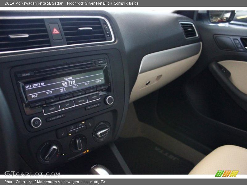 Moonrock Silver Metallic / Cornsilk Beige 2014 Volkswagen Jetta SE Sedan