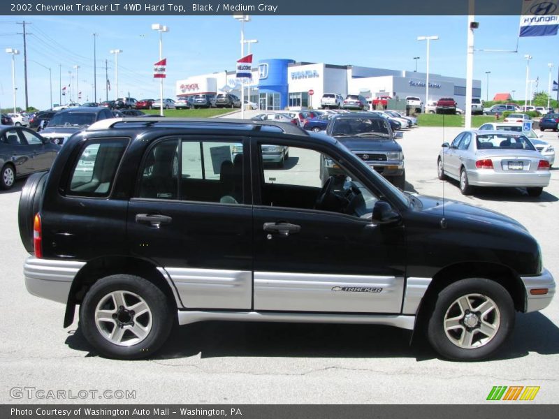 Black / Medium Gray 2002 Chevrolet Tracker LT 4WD Hard Top