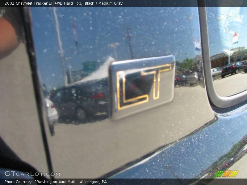 Black / Medium Gray 2002 Chevrolet Tracker LT 4WD Hard Top