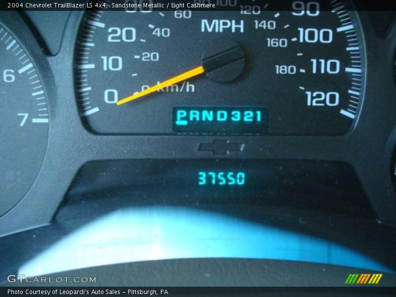 Sandstone Metallic / Light Cashmere 2004 Chevrolet TrailBlazer LS 4x4