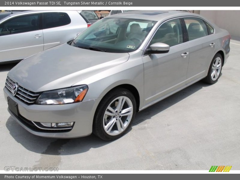 Tungsten Silver Metallic / Cornsilk Beige 2014 Volkswagen Passat TDI SE