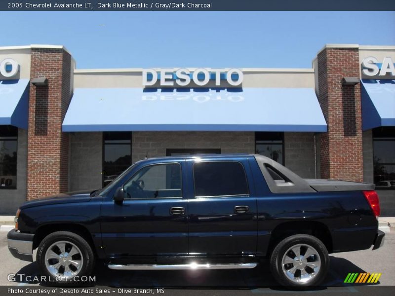 Dark Blue Metallic / Gray/Dark Charcoal 2005 Chevrolet Avalanche LT