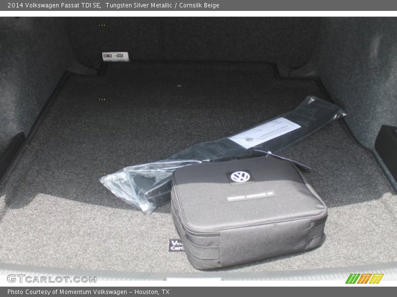 Tungsten Silver Metallic / Cornsilk Beige 2014 Volkswagen Passat TDI SE