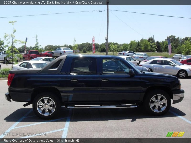 Dark Blue Metallic / Gray/Dark Charcoal 2005 Chevrolet Avalanche LT