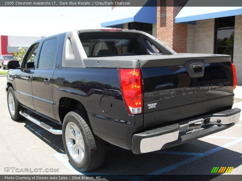 Dark Blue Metallic / Gray/Dark Charcoal 2005 Chevrolet Avalanche LT