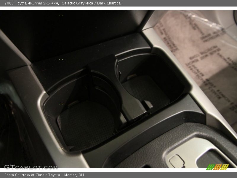 Galactic Gray Mica / Dark Charcoal 2005 Toyota 4Runner SR5 4x4