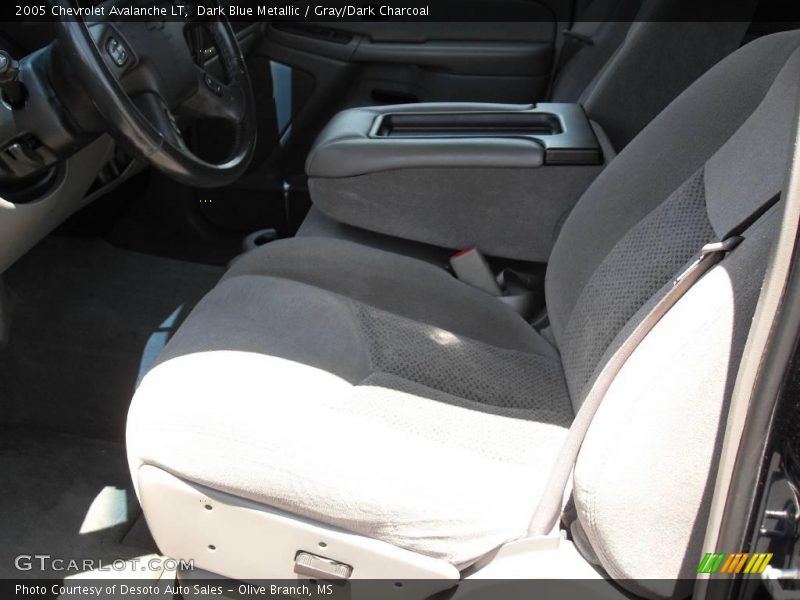 Dark Blue Metallic / Gray/Dark Charcoal 2005 Chevrolet Avalanche LT