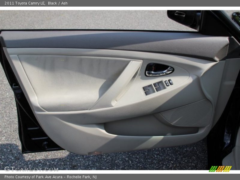 Black / Ash 2011 Toyota Camry LE