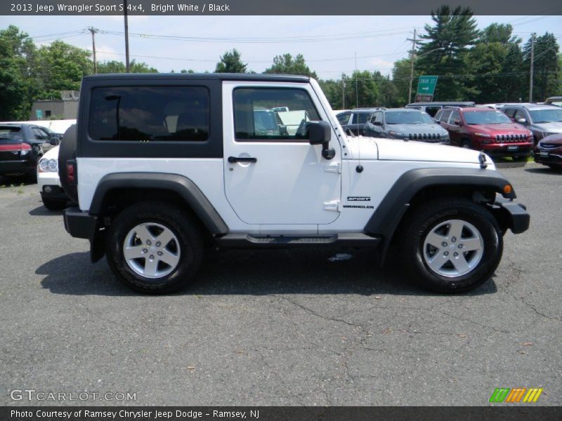 Bright White / Black 2013 Jeep Wrangler Sport S 4x4