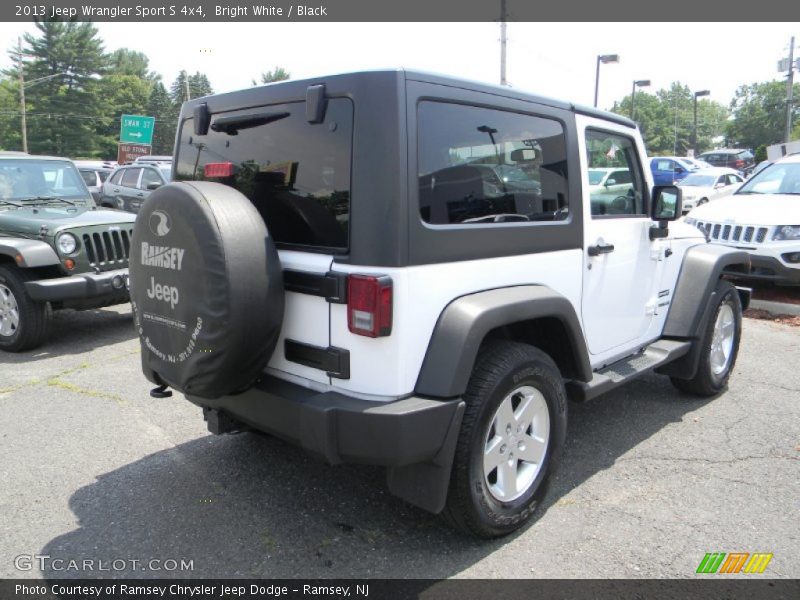 Bright White / Black 2013 Jeep Wrangler Sport S 4x4