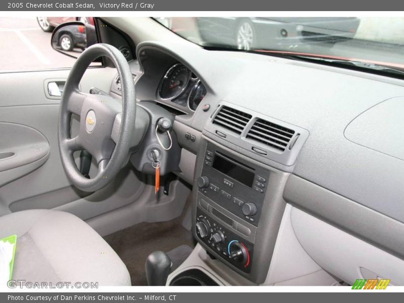 Victory Red / Gray 2005 Chevrolet Cobalt Sedan