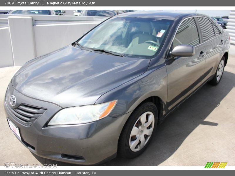 Magnetic Gray Metallic / Ash 2009 Toyota Camry SE