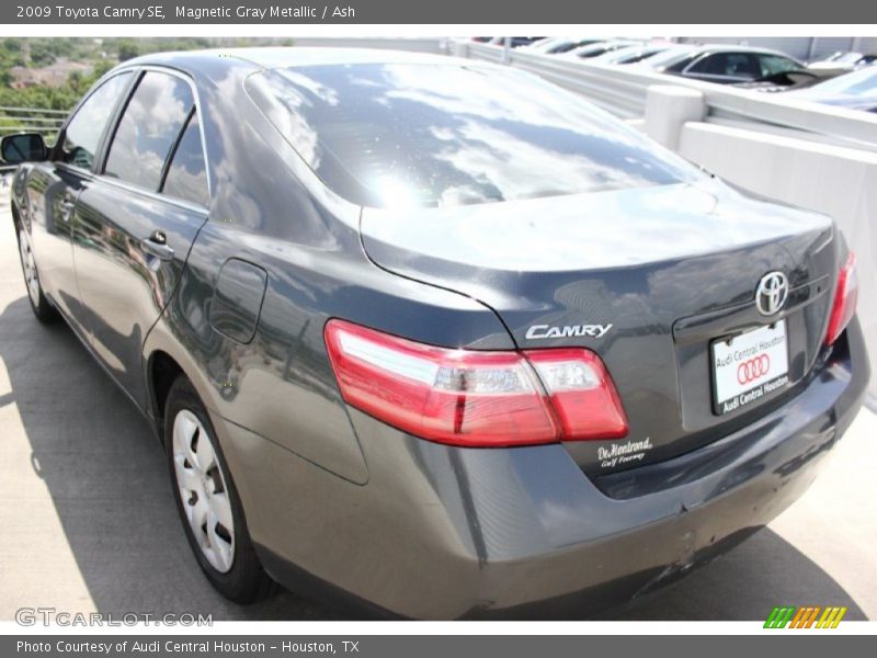 Magnetic Gray Metallic / Ash 2009 Toyota Camry SE