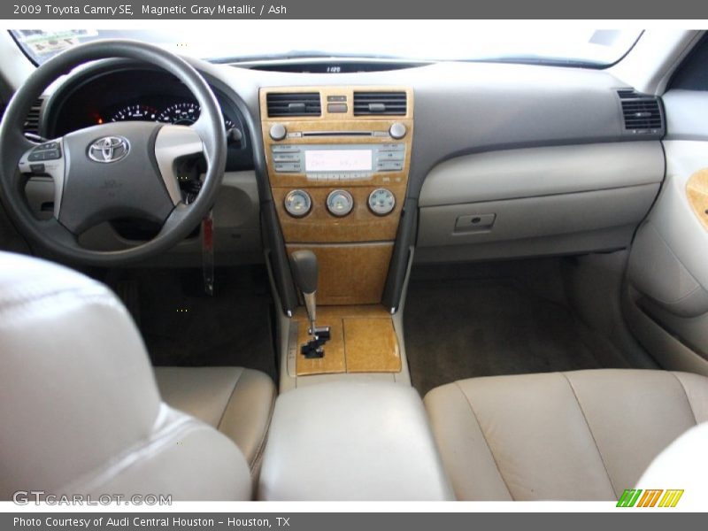 Magnetic Gray Metallic / Ash 2009 Toyota Camry SE