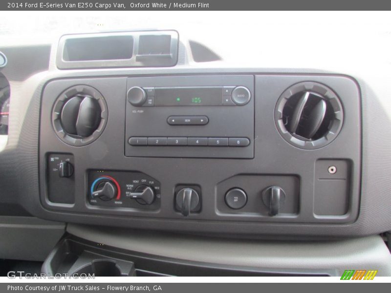 Oxford White / Medium Flint 2014 Ford E-Series Van E250 Cargo Van