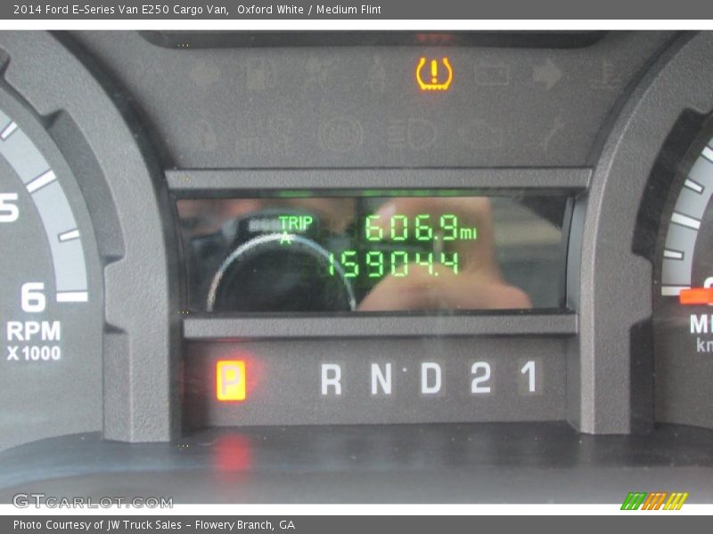 Oxford White / Medium Flint 2014 Ford E-Series Van E250 Cargo Van