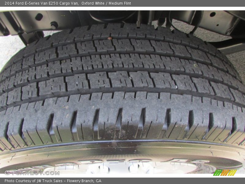 Oxford White / Medium Flint 2014 Ford E-Series Van E250 Cargo Van