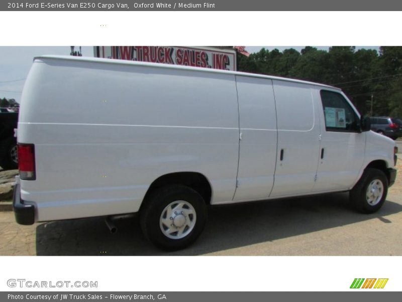 Oxford White / Medium Flint 2014 Ford E-Series Van E250 Cargo Van