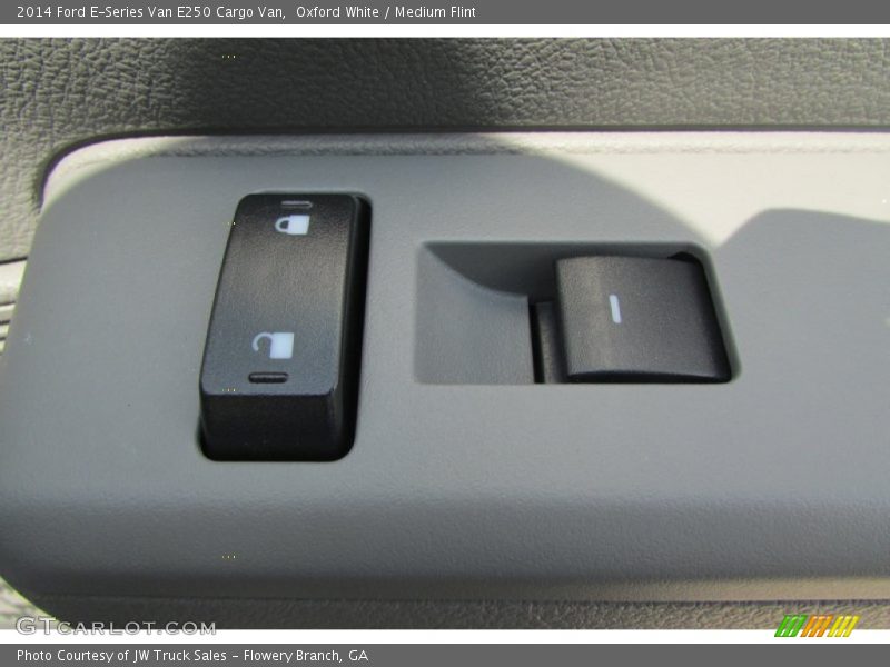 Oxford White / Medium Flint 2014 Ford E-Series Van E250 Cargo Van
