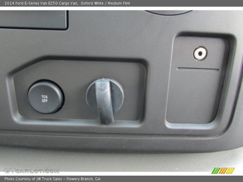 Oxford White / Medium Flint 2014 Ford E-Series Van E250 Cargo Van