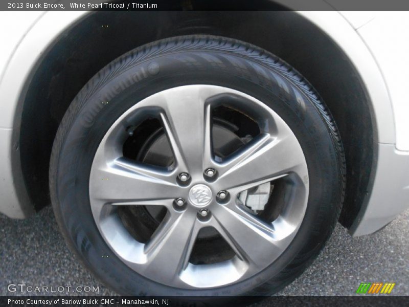 White Pearl Tricoat / Titanium 2013 Buick Encore